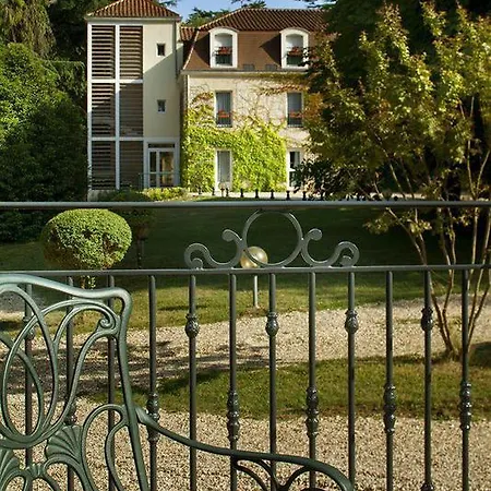 Orangerie Du Chateau Chancelade