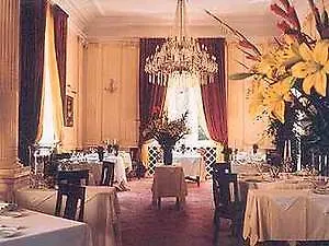 Hotel Orangerie Du Chateau